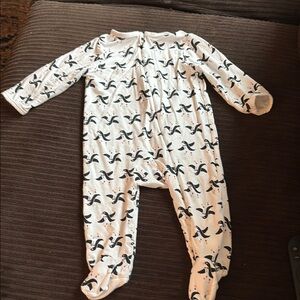 Lullaby Bamboo Penguin Print Footie